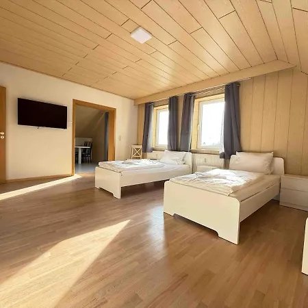 Appartamento Wa1002 Geraeumige Monteurwohnung Uebergangswohnung *